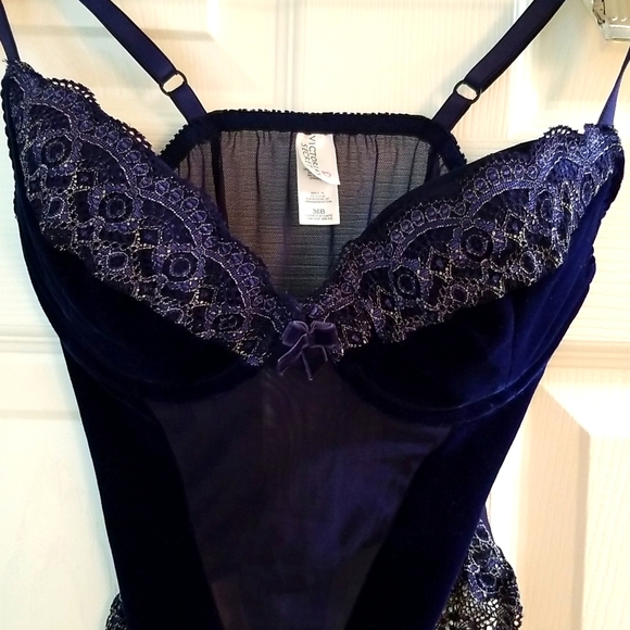 💙 VICTORIA SECRET VINTAGE LINGERIE - Picture 5 of 5